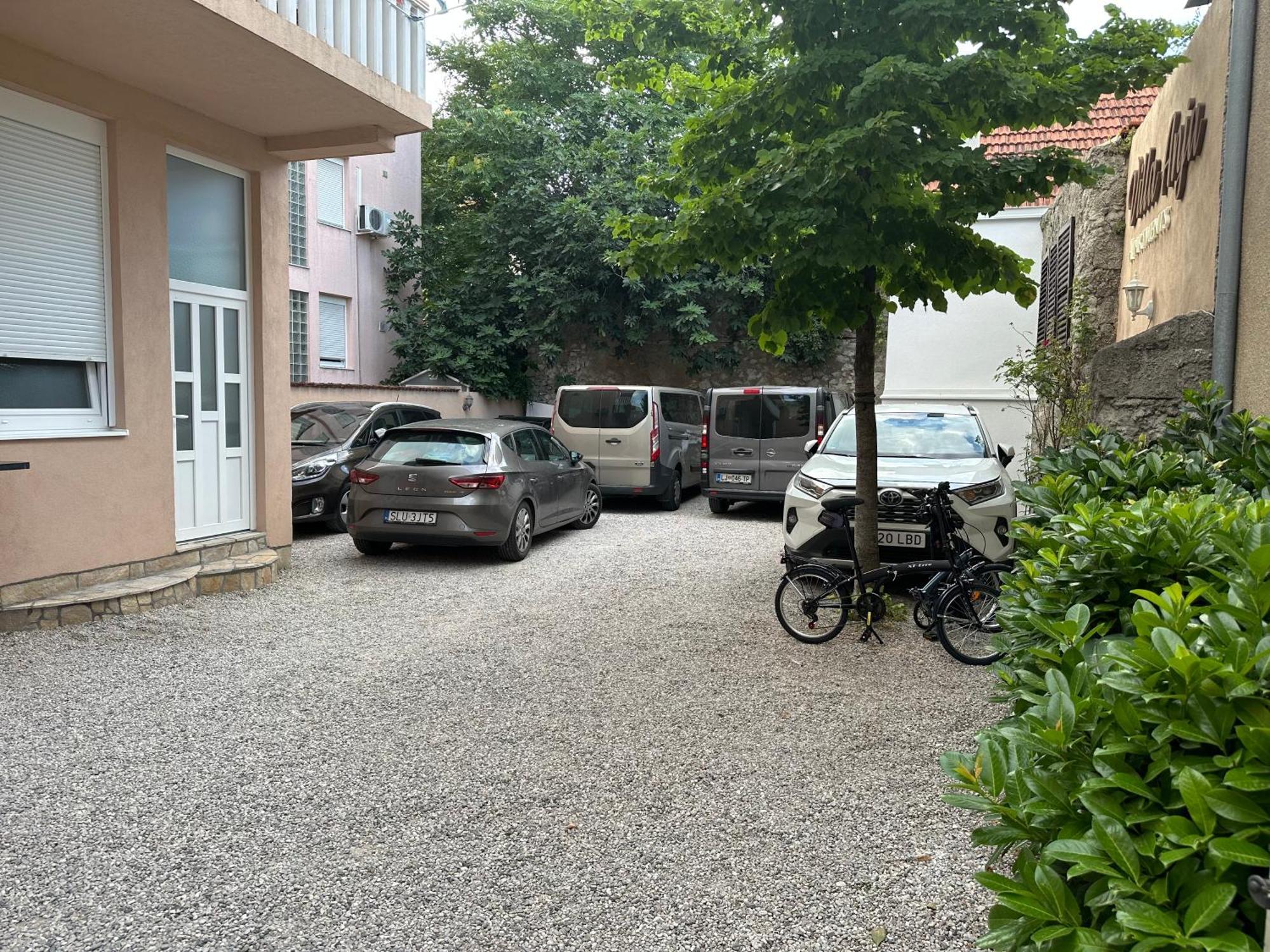 Villa Anja Apartments Mostar Exterior photo