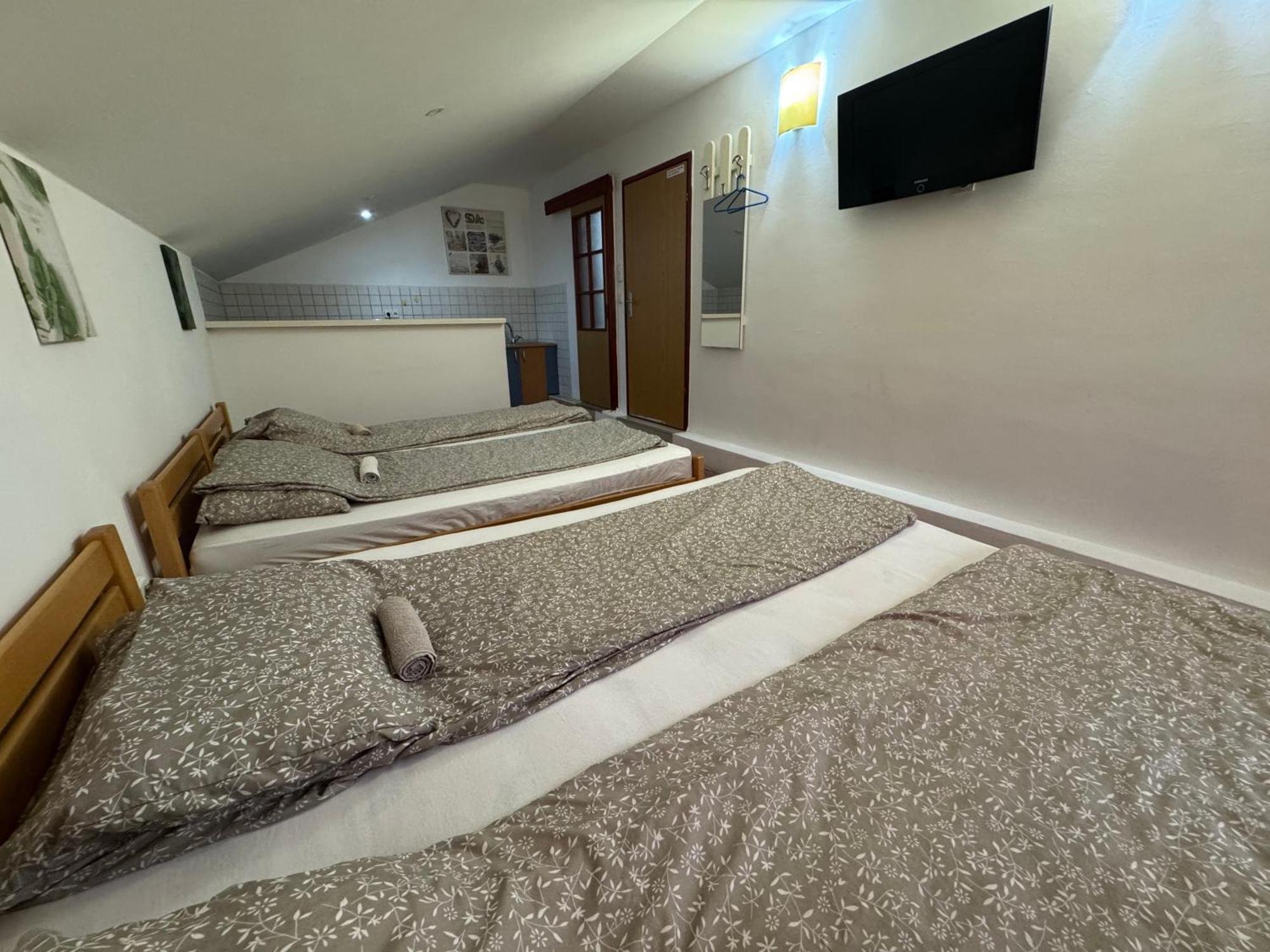 Villa Anja Apartments Mostar Exterior photo